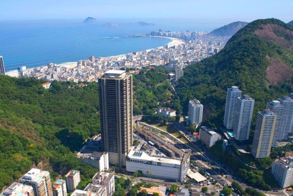 163492_162150120496907_4334646_n