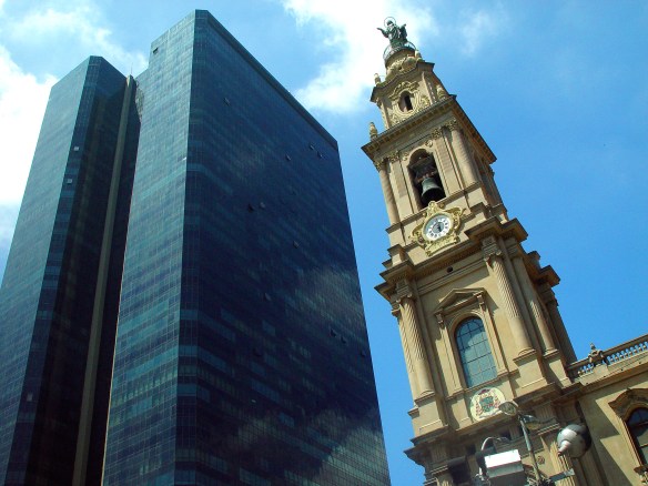 64-Rio downtown - modern and antique architecture contrast copy