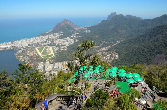 15523269491_df7539073f_z